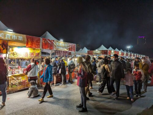 会場内の出店のようす