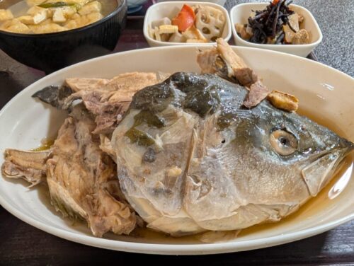 ブリのあら煮（みず）