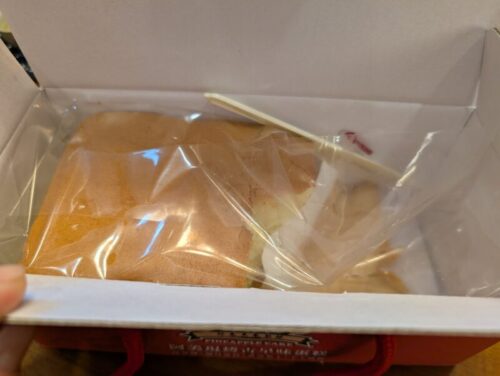 邱恵美鳳梨酥カステラ中身