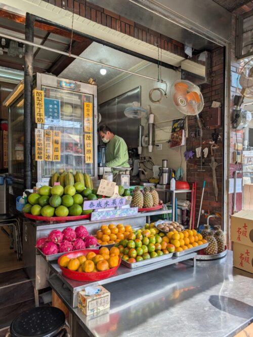 泰成水菓店店頭