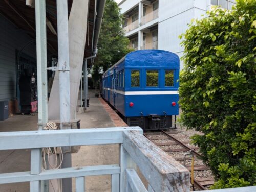 旧旗山駅舎裏