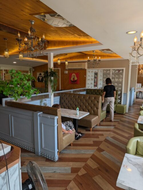 Cafe巷店内